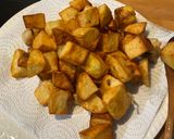 A picture of step 3 of Patatas Bravas.