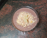 Foto del paso 2 de la receta: Falsa tarta de chocolate con migas de galletas y uvas