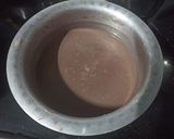 A picture of step 1 of Chochlate milkshake.
