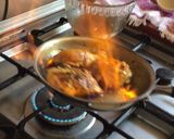 Foto del paso 5 de la receta: Pollo flameado al limón