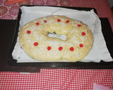 Foto del paso 4 de la receta: Roscón de reyes con masa madre y pasas