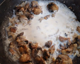 Foto del paso 6 de la receta: Pasta con crema de champiñones y tocino