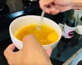 Hình bước làm 1 của món Trứng cuộn kiểu Nhật