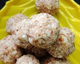 A picture of step 4 of Dry fruits ladoos.