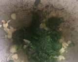 A picture of step 5 of Spinach Soup.
