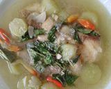 Foto langkah ke 5 dari resep Soup Ikan Tenggiri.