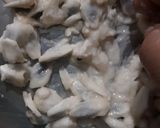 A picture of step 2 of Custard Apple Parfait.