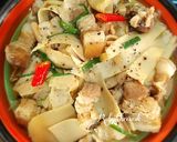 A picture of step 5 of Braised Pork Belly with Pickled Bamboo Shoots.