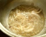 Foto del paso 6 de la receta Solomillo de cerdo con champiñones y cebolla caramelizada