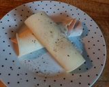 A picture of step 2 of My keto turkey cheese roll ups.