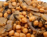 Foto del paso 6 de la receta: Garbanzos con acelgas