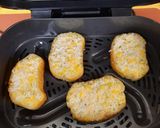 A picture of step 1 of Lee's Air Fryer Frozen Garlic Cheese Toast.