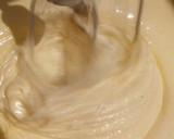 Foto del paso 1 de la receta: Bizcochuelo de dulce de leche súper fácil