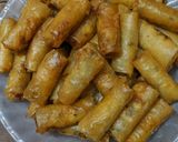 A picture of step 4 of Vietnamese Spring Rolls.
