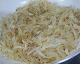 A picture of step 8 of Stir-Fried cabbage and onion with cumin.