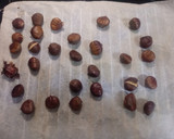 Foto del paso 4 de la receta: Castañas asadas al horno