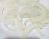 Foto del paso 1 de la receta: Cerdo agridulce con manzana caramelizada y cebolla
