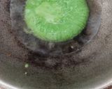 Foto langkah ke 4 dari resep Kue Cucur Pandan.