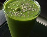 Foto langkah ke 2 dari resep Green Smoothie - Super Healthy Breakfast.