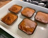 Une image de l'étape 7 de Crèmes caramélisées à la cerise.