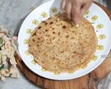 A picture of step 10 of Pizza Paratha (without onion & garlic).