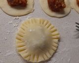 Foto del paso 4 de la receta: Empanadillas de dulce de membrillo y frutos secos