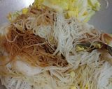 Foto langkah ke 5 dari resep Bihun Goreng ala Solaria.