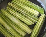 A picture of step 1 of Gujarati Drumsticks dal.