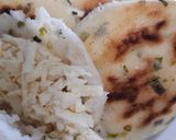 Foto del paso 4 de la receta: Arepas de cebollín rellenas de queso