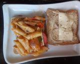 A picture of step 3 of Cheese pasta sandwich.