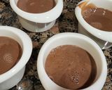 Foto del paso 1 de la receta: Cuajada de Chocolate con Oreo, Nata y Helado