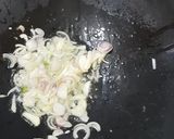 Foto langkah ke 2 dari resep Ide masakan harian 01 - tumis kangkung tetap hijau.