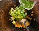 Foto langkah ke 2 dari resep Resep Gulai pare belut dan tahu.