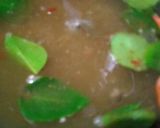 Foto langkah ke 4 dari resep Pindang Sapi Aroma Daun Jeruk.