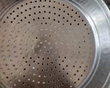 A picture of step 7 of Ukdiche modak.