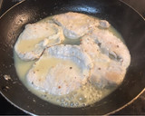 Foto del paso 2 de la receta: Filetes de lomo jugosos sabor miel mostaza
