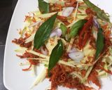 Hình bước làm 1 của món Gỏi Xoài Khô Bò Sợi