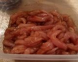 A picture of step 2 of Stir fry Peppers with Marinated Chicken Slices.