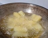 Foto langkah ke 4 dari resep Cassava Salted Eggs.