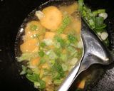 Foto langkah ke 3 dari resep Oseng sayur kuah.