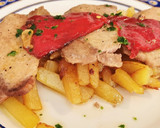 Foto del paso 5 de la receta: Lomo de cerdo al horno con Pimientos de Piquillo confitados
