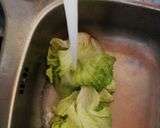 Foto del paso 4 de la receta: Rollitos de lechuga con pechuga de pollo