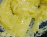 A picture of step 3 of Aloevera besan halwa.