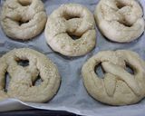 Foto del passaggio 6 della ricetta Bretzel