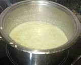 Foto del paso 1 de la receta Crema de col kale con patata y espárragos trigueros