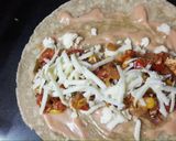 A picture of step 9 of Healthy pizza wrap.