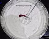 A picture of step 2 of Pomegranate Ice Cream.