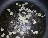 Foto del paso 2 de la receta: Merluza con champiñones al ajillo