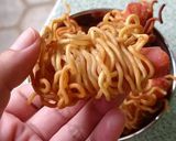 Foto langkah ke 4 dari resep Sosis Gulung Mi (Tanpa Telur).