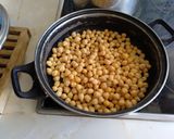 Foto del paso 2 de la receta: Garbanzos con espinacas fitness